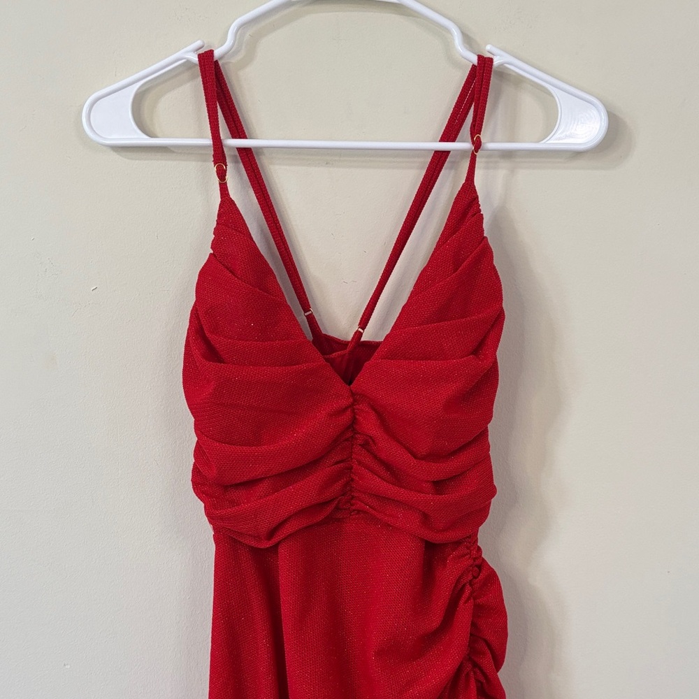 NEW Michael Costello x Revolve Brigitte Gown in Red Size Medium - Picture 4 of 10
